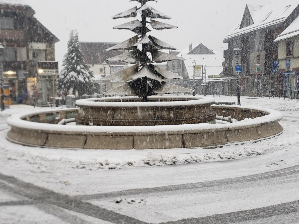 Studio St Lary Village-Vue Montagne. 생라리술랑 외부 사진